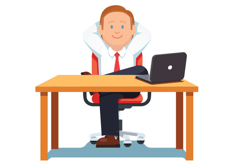 homme et bureau avec portable
